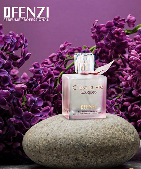 Perfume de mujer inspiración La Vie Est Belle Florale por Maral Perfumes. Una fragancia floral frutal con notas de iris, flor de osmanto y Mimosa. 